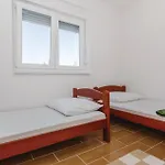 Appartamento Two-bedroom Saldun With Sea View 08 *