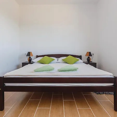 Two-bedroom Saldun With Sea View 08 Διαμέρισμα *