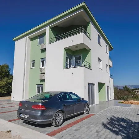 Two-bedroom Saldun With Sea View 08 Apartment Trogir